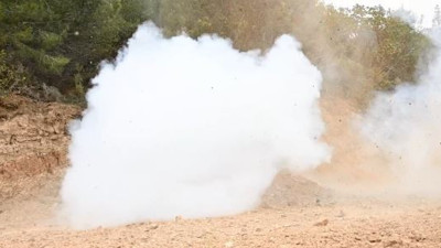 108 yıllık top mermisi imha edildi