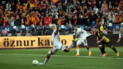 Penaltısaray! 12 penaltı kullandı, 5'te 5 yaptı