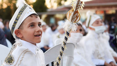 Uzmanı sağlık açısından sünnet için en ideal zamanı açıkladı