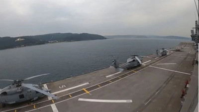 TCG Anadolu, Çanakkale Şehitler Abidesi'ni selamladı