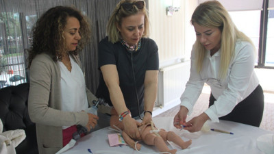 Uzmanı açıkladı. Bebek doğduktan sonra 1 dakika içerisinde neler yapılmalı?