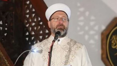 Diyanet'in Cuma hutbesinde Atatürk yine yok. Diyanet İşleri Başkanı Atatürk düşmanını 9 Kasım'da ziyaret etmişti