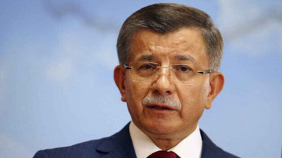 Trump Erdoğan'a 'aptal olma' dediği mektubu sergiledi. Davutoğlu “Bu utancı yaşatan Erdoğan-Bahçeli yönetimini kınıyorum” dedi