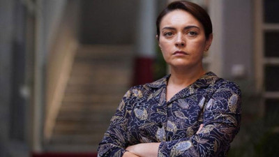 Ezgi Mola'dan ikinci tur öncesi oy uyarısı. 'Umarım gereken cevabı verir inşallah'