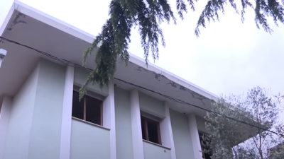 Hizbullah liderinin evine girip dehşeti görüntülediler. Önünden geçmek bile vatandaşları tedirgin ediyor