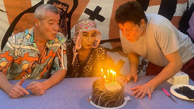 Mirkelam'a sürpriz doğum günü