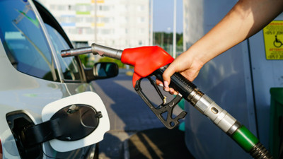 Benzine dev zam. Durmak yok zamlara devam