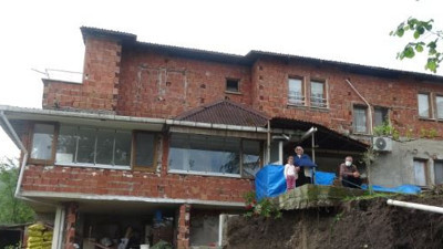Trabzonlu ailenin heyelan korkusu