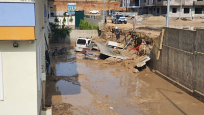 Mersin'de sağanak etkili oldu
