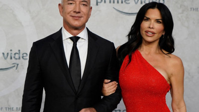 Ünlü milyarder Jeff Bezos’tan sevgilisine milyon dolarlık evlenme teklifi