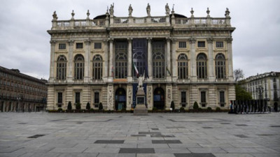 İklim aktivistlerinden İtalya Senatosu önünde eylem