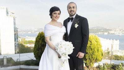 Ezgi Mola hamile olduğunu açıkladı. Üç hafta önce evlenmişti