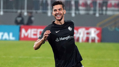 Fenerbahçe'den Umut Nayir sürprizi