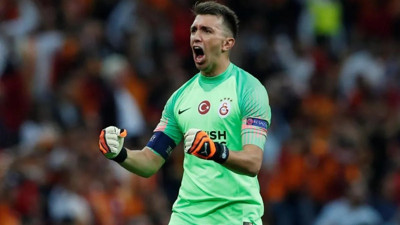 Muslera küplere bindi