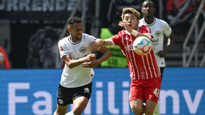 Freiburg Şampiyonlar Ligi rüyasını kendi bitirdi