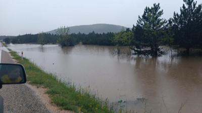 Eskişehir Seyitgazi ilçesi sele teslim oldu