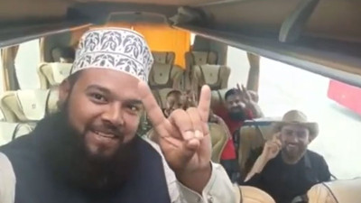 Pakistanlılar Erdoğan’a desteğini böyle açıkladı. “Doğru zaman doğru adam Erdoğan”