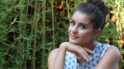 Hamile olduğunu açıklayan Atiye’den ilk poz geldi