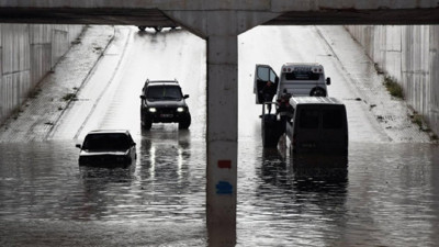 Bilecik'te şiddetli yağış hayatı olumsuz etkiledi
