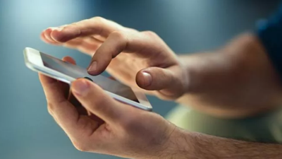 Akıllı telefon kullanıcıları dikkat! Telefonunuzda bu uygulama varsa hemen silin. Casus yazılım her adımınızı izliyor