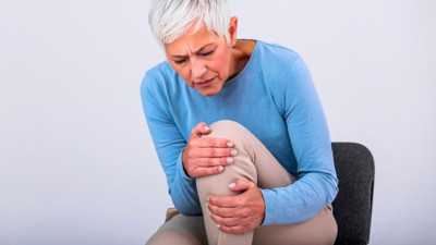 Bacakların şişenler, yanma, huzursuzluk, kramp hissedenler dikkat. Uzmanı tehlikeyi açıkladı