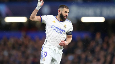 Karim Benzema Real Madrid'e golle veda etti