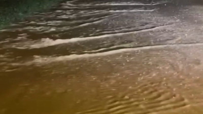 Kuvvetli sağanak bazı köy yollarına ulaşımı kapattı