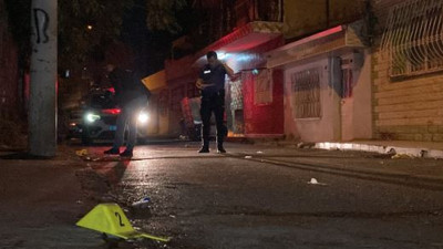 İzmir Konak'ta çatışma. Ortalık kan gölü