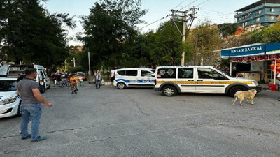 Parkta otururken tartıştığı kişilerce bıçakla öldürüldü