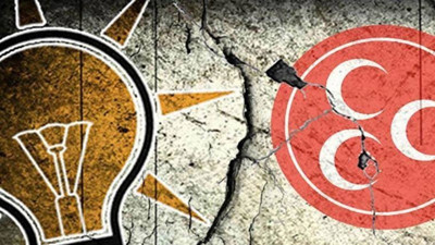 MHP'den AKP'ye yönelik skandal iddia. "AKP'liler seçim öncesi muhtarlara oy için para dağıttı"