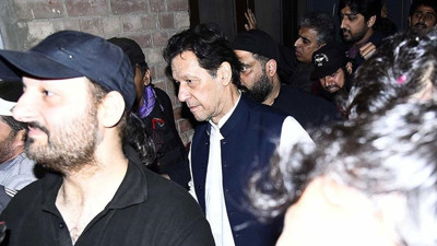 Pakistan'da eski Başbakan İmran Han'a "cinayete azmettirme" suçlaması