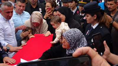 Şehit Uzman Çavuş Ceylan, son yolculuğuna uğurlandı