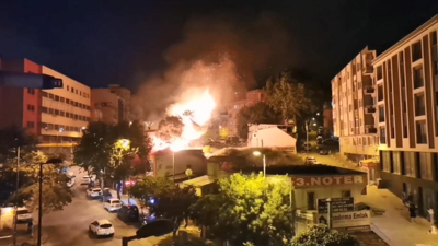 Geri dönüşüm deposunda yangın (09 Haziran 2023)