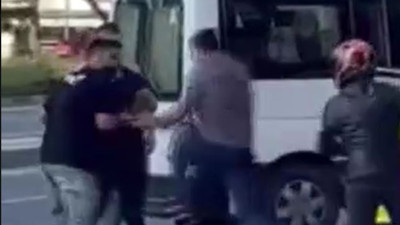 Taksici ile minübüsçünün nefes kesen kavgası