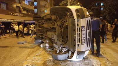 Batman’da belediye otobüsü ve minibüs çarpıştı: 8 yaralı