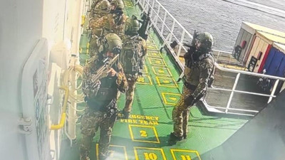 İtalyan özel kuvvetleri kaçırılan Türk gemisini kurtardı. Kaçak göçmenler alıkoymuştu
