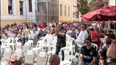 Kabataş Erkek Lisesi'nde cemaat protestosu