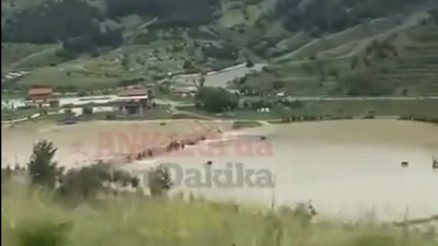 Mamak Belediyesine ait Mamak Millet Bahçesini su bastı