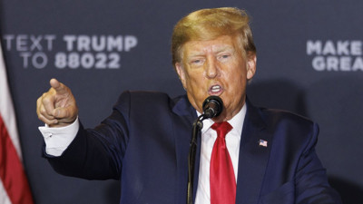 Trump onlarca suçlamayla karşı karşıya