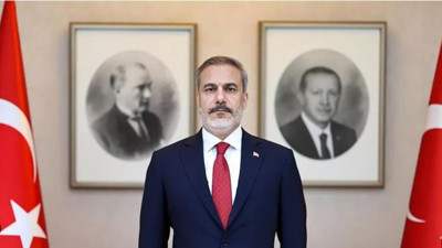 Hakan Fidan ve Ömer Çelik İtalya yolcusu