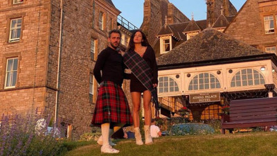 Erkan Kolçak Köstendil etek giydi! Sosyal medya karıştı