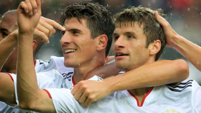 Mario Gomez Beşiktaş için Thomas Müller'e telefon etti