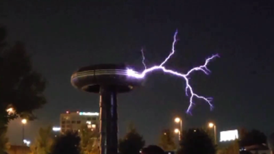 İşte dünyanın en büyük Tesla Bobini