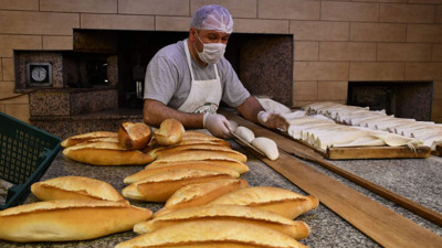 AKP'nin kalesinde ekmek 10 TL. Ekmek fiyatına 4 lira zam