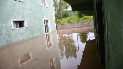 Giresun'u sağanak vurdu: Cadde, köy yolları ve tarım arazileri hasar gördü