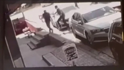 Saldırıya uğrayan gazeteci Sinan Aygül, o anların yeni görüntüsünü paylaştı: Öldürme kastıyla vuruyor