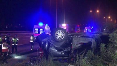 Çatalca’da kaçak göçmenleri taşıyan araç takla attı: 14 kişi yaralandı