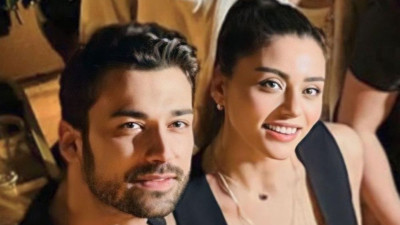 Sıla Türkoğlu ile Alp Navruz teknede görüntülendi