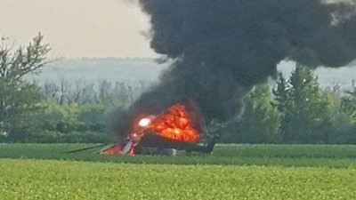 Rusya'da darbecilerin 1 uçak ile 2 helikopteri düşürdükleri iddia edildi