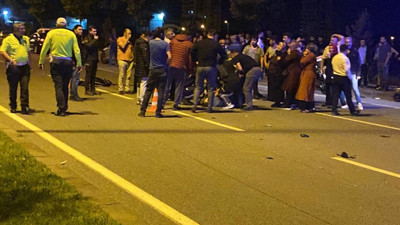 Otomobilin çarptığı scooter sürücüsü hayatını kaybetti